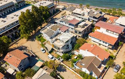 YENİFOÇA GENCELLİ'DE DENİZE 10 ADIM 2+1 TERASLI DUBLEKS