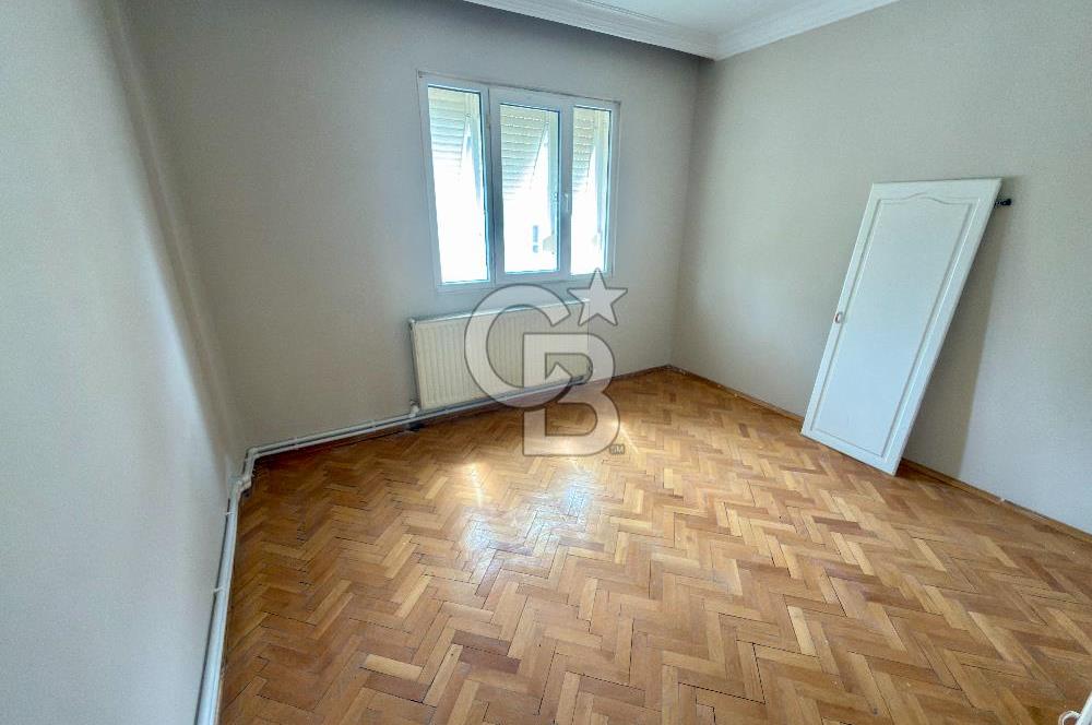 Karabağlar Tahsin Yazıcı Mahallesinde Deniz Manzaralı 3+1 Daire