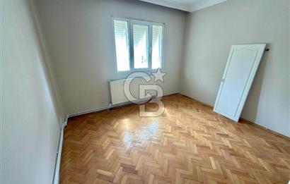 Karabağlar Tahsin Yazıcı Mahallesinde Deniz Manzaralı 3+1 Daire