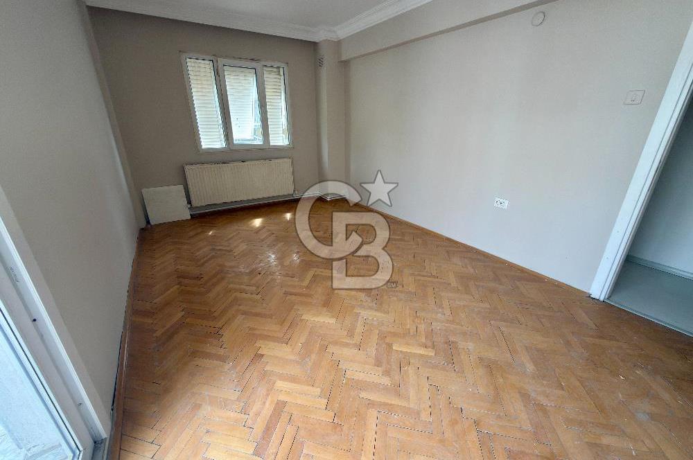 Karabağlar Tahsin Yazıcı Mahallesinde Deniz Manzaralı 3+1 Daire