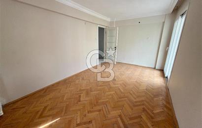 Karabağlar Tahsin Yazıcı Mahallesinde Deniz Manzaralı 3+1 Daire