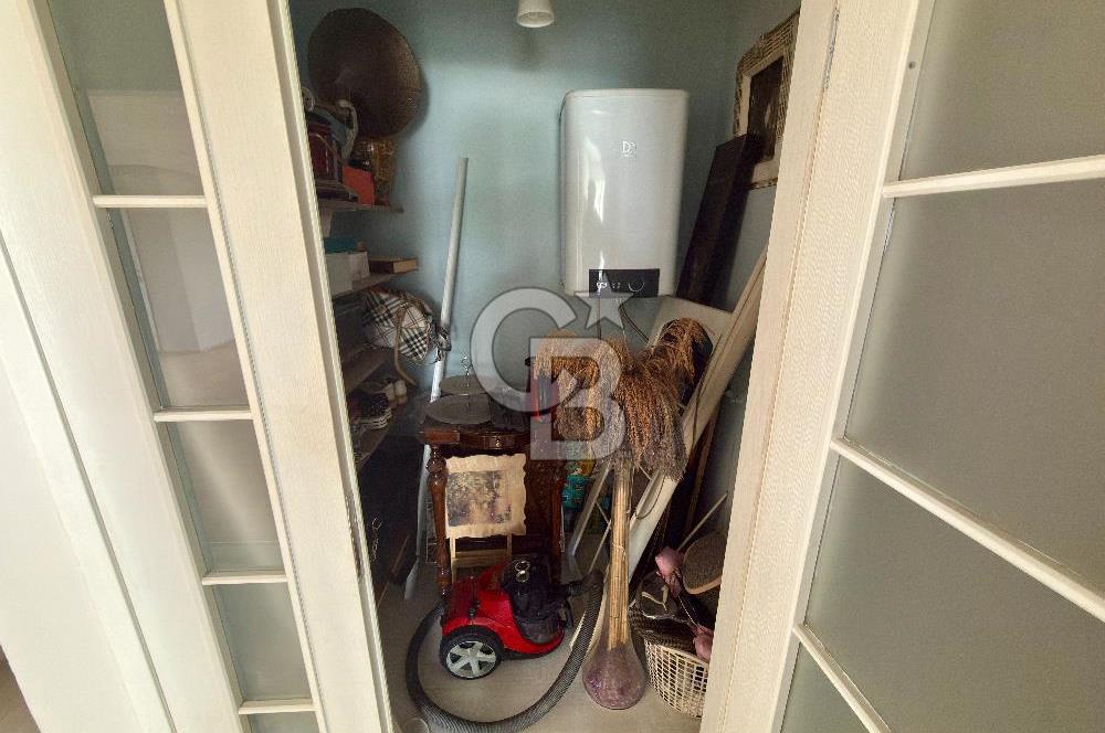 Karabağlar Tahsin Yazıcı Mahallesinde Deniz Manzaralı 3+1 Daire