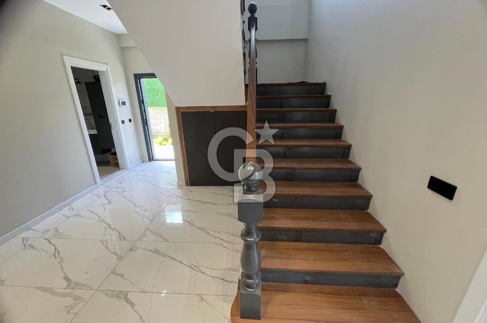Sarımeşe' de 500 M2 Arsa İçerisinde Tam Müstakil Satılık Villa