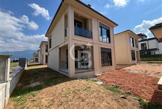 KARTEPE SARIMEŞE'DE SİTE İÇERİSİNDE LÜKS MÜSTAKİL 3+1 VİLLA - 1 - 374034