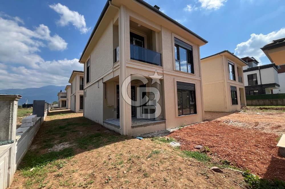 KARTEPE SARIMEŞE'DE SİTE İÇERİSİNDE LÜKS MÜSTAKİL 3+1 VİLLA