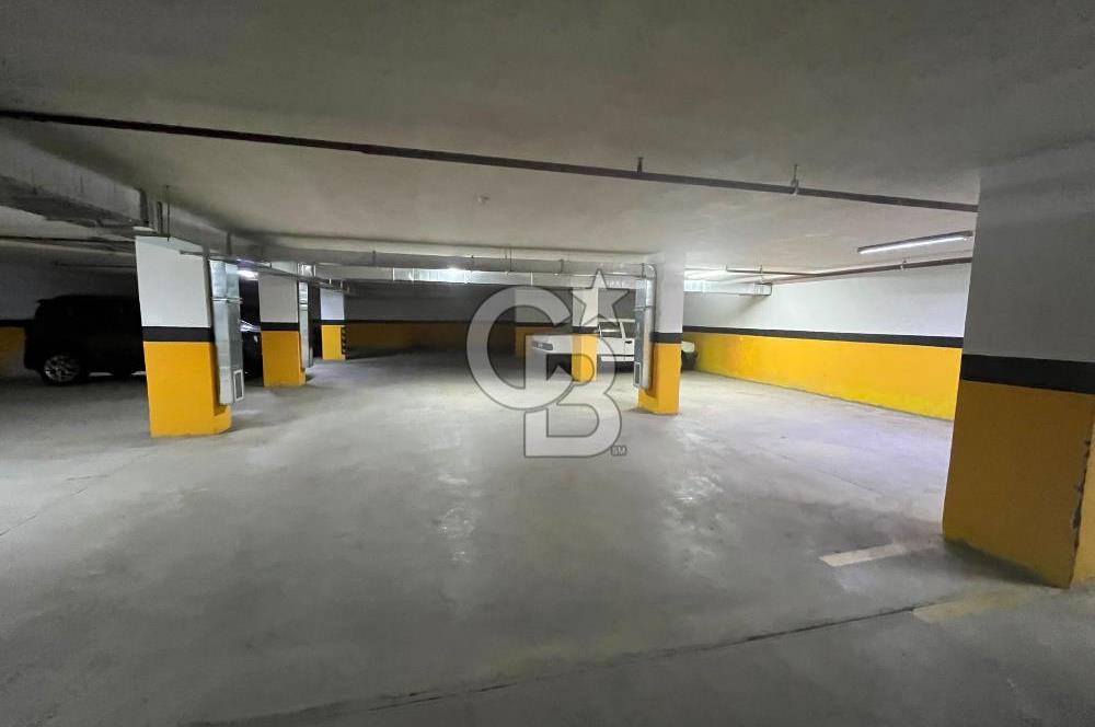 Erenköy Güvenç Sokak'ta Bağdat Caddesi'ne Yakın Eşyalı 2+1 