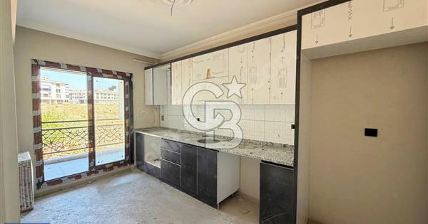 YENİ MAHALLE 2+1 KAPALI MUTFAK ARA KAT GENİŞ SATILIK DAİRE - 374002