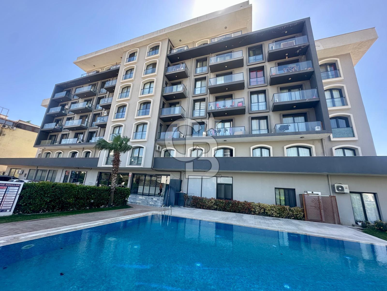 Çiğli Balatçık Park Yücesoy Havuz Cepheli 1+1 Kiralık Daire