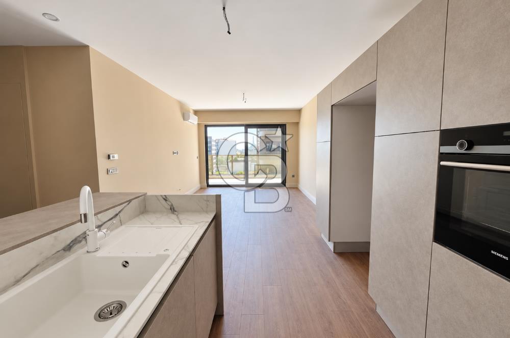 METEOR TEPEDE AVANTAJLI KONUMDA, ÖNÜ AÇIK 2+1 KİRALIK DAİRE