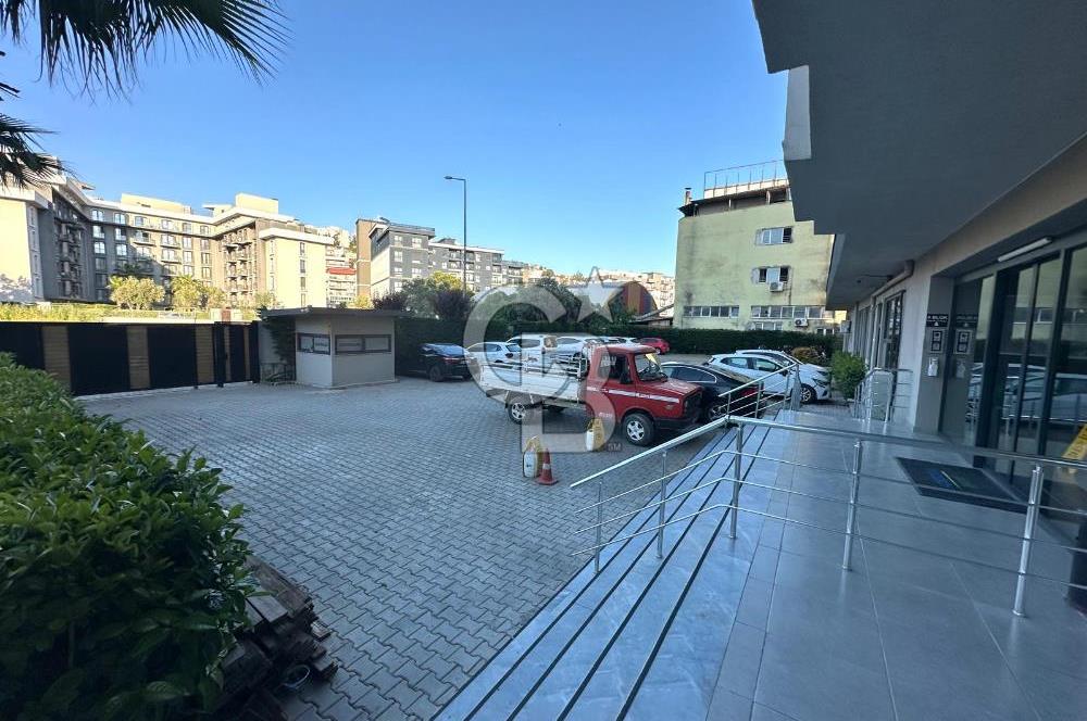 Çiğli Balatçık Park Yücesoy Havuz Cepheli 1+1 Kiralık Daire