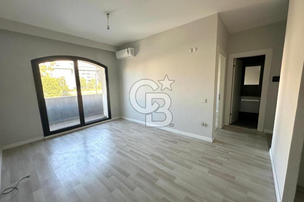 Çiğli Balatçık Park Yücesoy Havuz Cepheli 1+1 Kiralık Daire