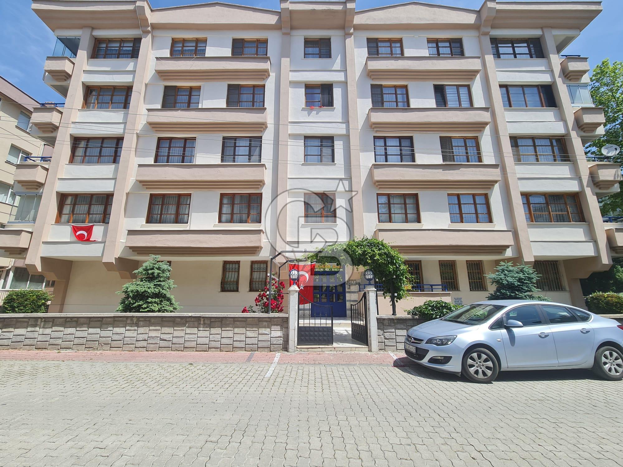 MERAM MELİKŞAH MAHALLESİNDE MÜKEMMEL BAKIMLI 3+1 KİRALIK DAİRE