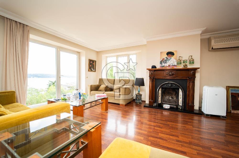 Beykoz Merkezde Full Boğaz Manzaralı Satılık 5+1 Lüks Tripleks Villa