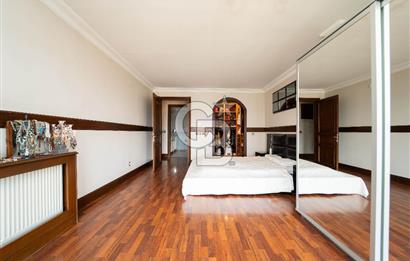 Beykoz Merkezde Full Boğaz Manzaralı Satılık 5+1 Lüks Tripleks Villa