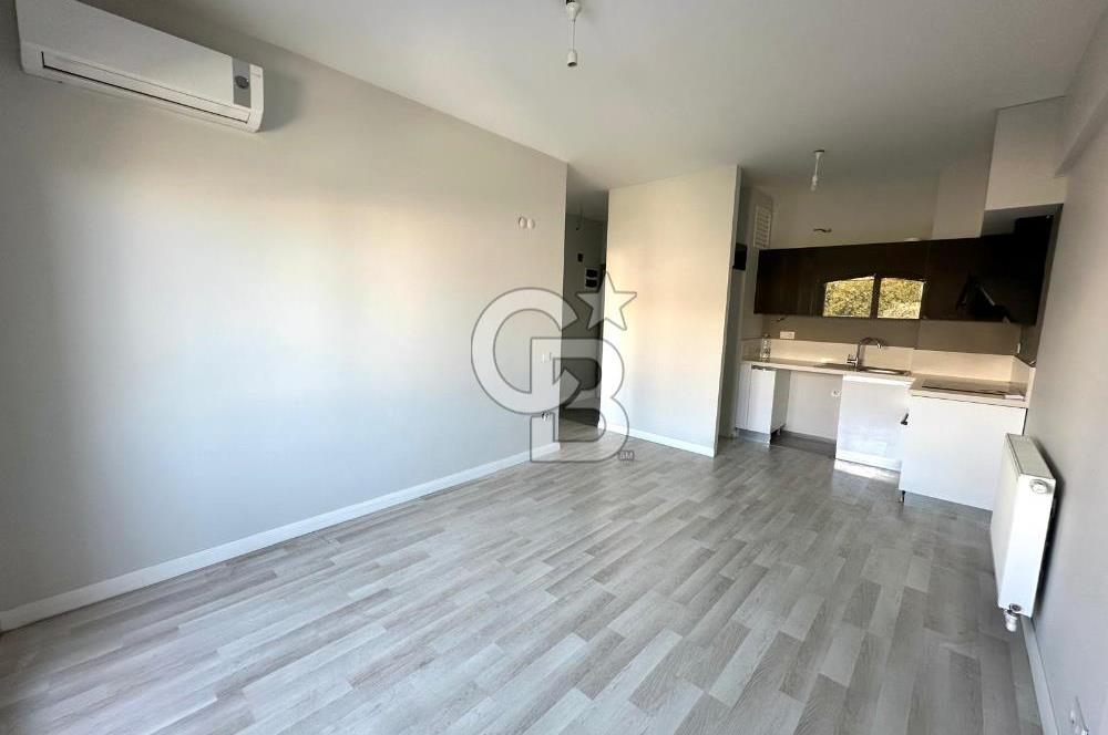 Çiğli Balatçık Park Yücesoy Havuz Cepheli 1+1 Kiralık Daire