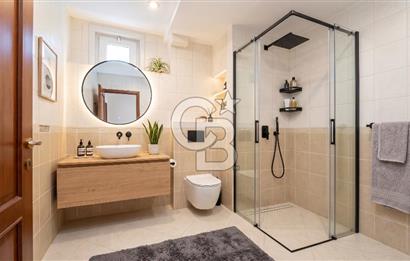 Beykoz Merkezde Full Boğaz Manzaralı Satılık 5+1 Lüks Tripleks Villa
