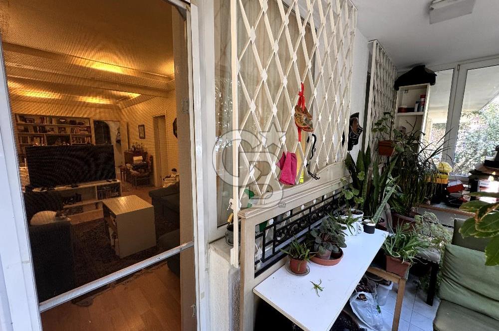 Kızıltoprak Ulaşımın merkezinde Satılık 3+1 Daire