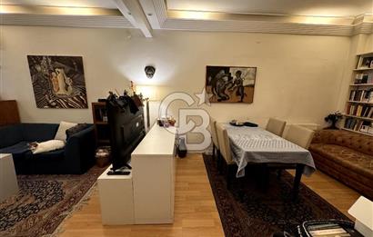Kızıltoprak Ulaşımın merkezinde Satılık 3+1 Daire