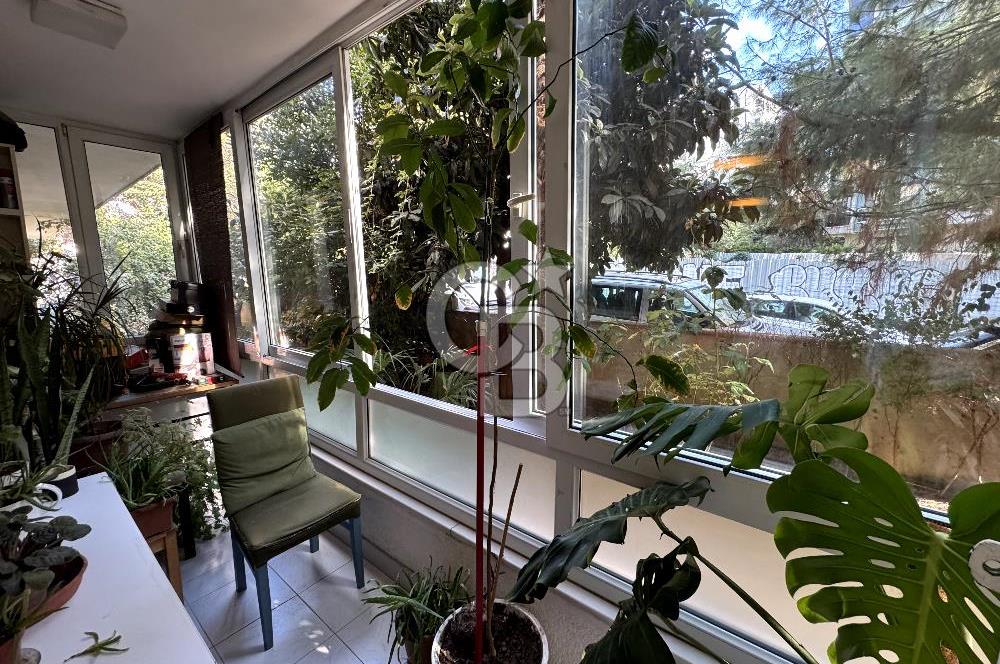 Kızıltoprak Ulaşımın merkezinde Satılık 3+1 Daire