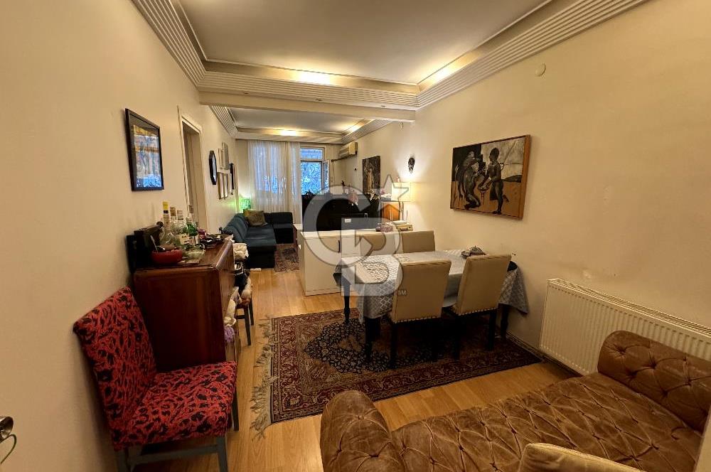 Kızıltoprak Ulaşımın merkezinde Satılık 3+1 Daire