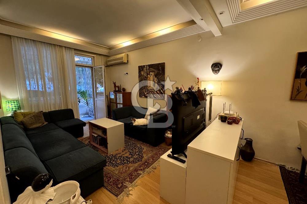 Kızıltoprak Ulaşımın merkezinde Satılık 3+1 Daire