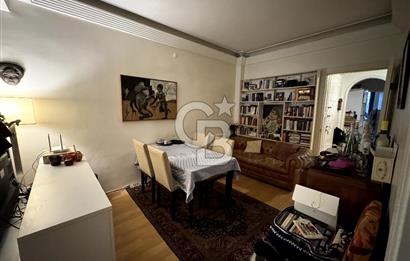 Kızıltoprak Ulaşımın merkezinde Satılık 3+1 Daire