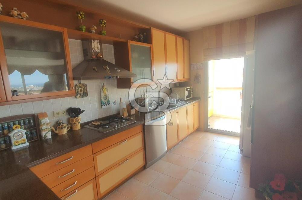 Narlıdere Ilıca'da Deniz Manzaralı Eşyalı 4+1 Kiralık