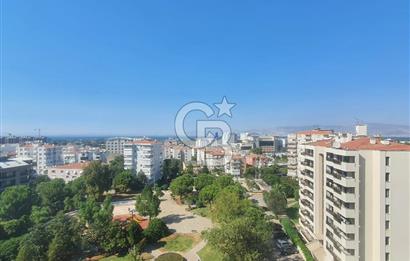 Narlıdere Ilıca'da Deniz Manzaralı Eşyalı 4+1 Kiralık