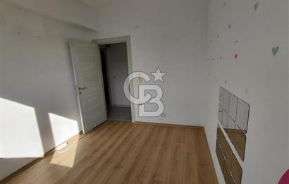 BAYRAKLI DASİF VİSTA’DA DENİZ MANZARALI HAVUZLU SİTEDE 3+1 KİRALIK