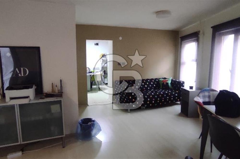 TARİHİ TÜNEL GEÇİDİ İŞ HANINDA 42 M2, 1+1 TERASLI MASRAFSIZ OFİS