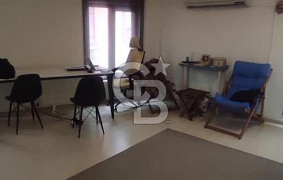 TARİHİ TÜNEL GEÇİDİ İŞ HANINDA 42 M2, 1+1 TERASLI MASRAFSIZ OFİS