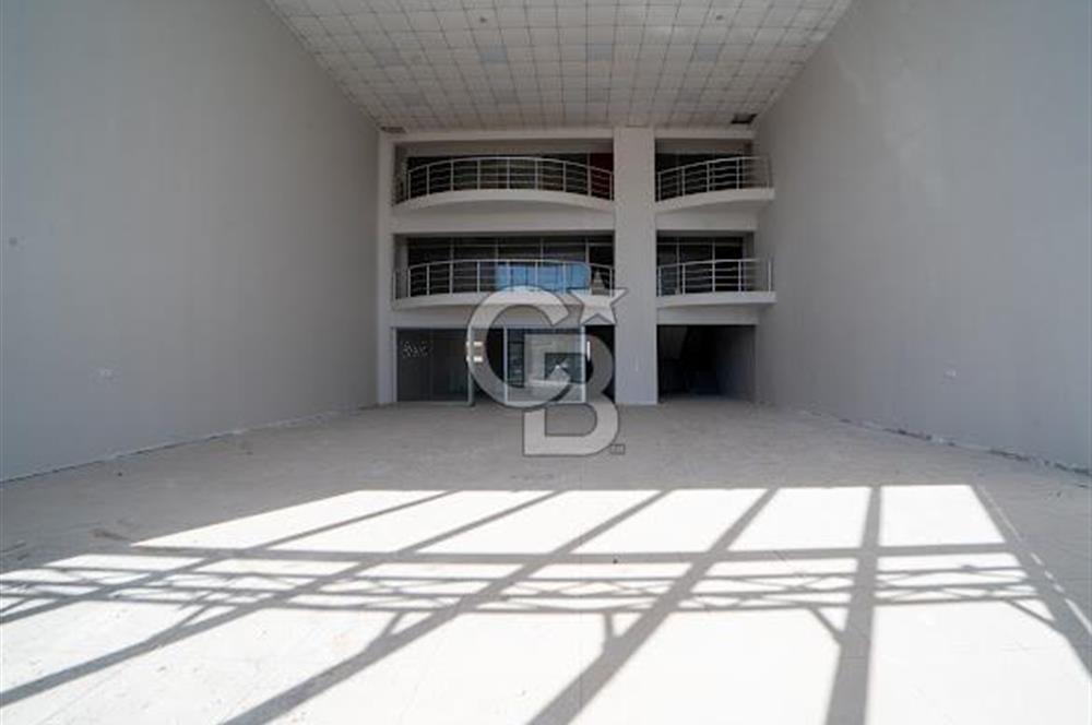 iZMİR YOLUNDA MARKANIZI ÖNE ÇIKARACAK KİRALIK 450 M² SHOWROOM