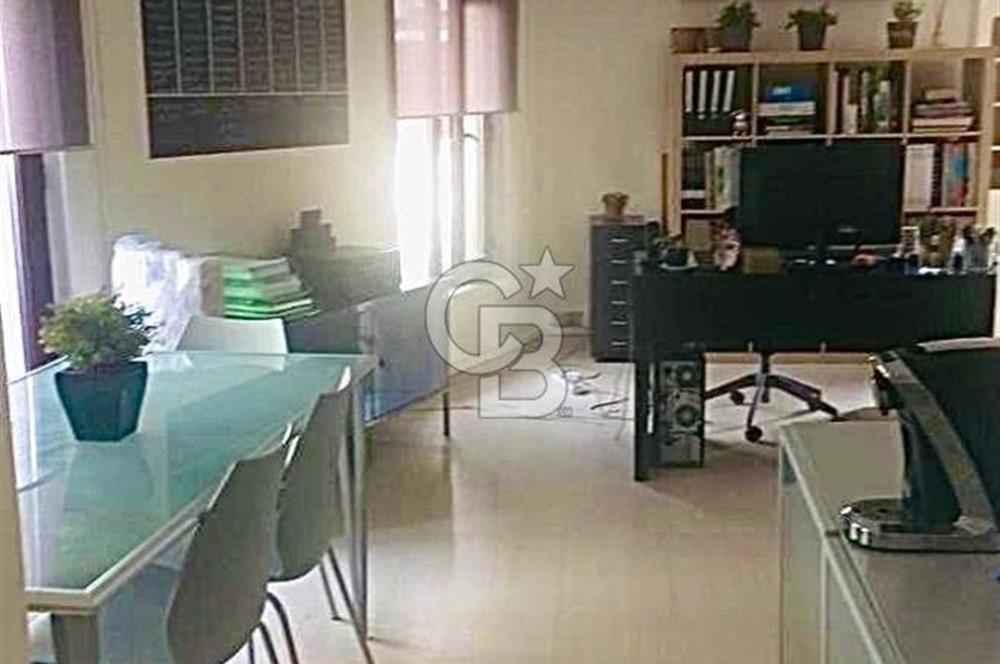 TARİHİ TÜNEL GEÇİDİ İŞ HANINDA 42 M2, 1+1 TERASLI MASRAFSIZ OFİS