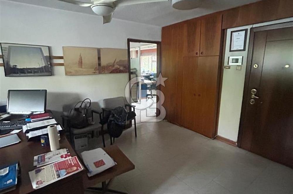 KONAKLAR MAHALLESİNDE ÇİFT TAPULU SATILIK BÜYÜK DAİRE