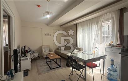 BORNOVA AVCILAR CADDE TERAS SATILIK 1+1