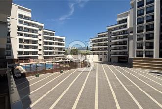 BORNOVA AVCILAR CADDE TERAS SATILIK 1+1 - 12 - 374104