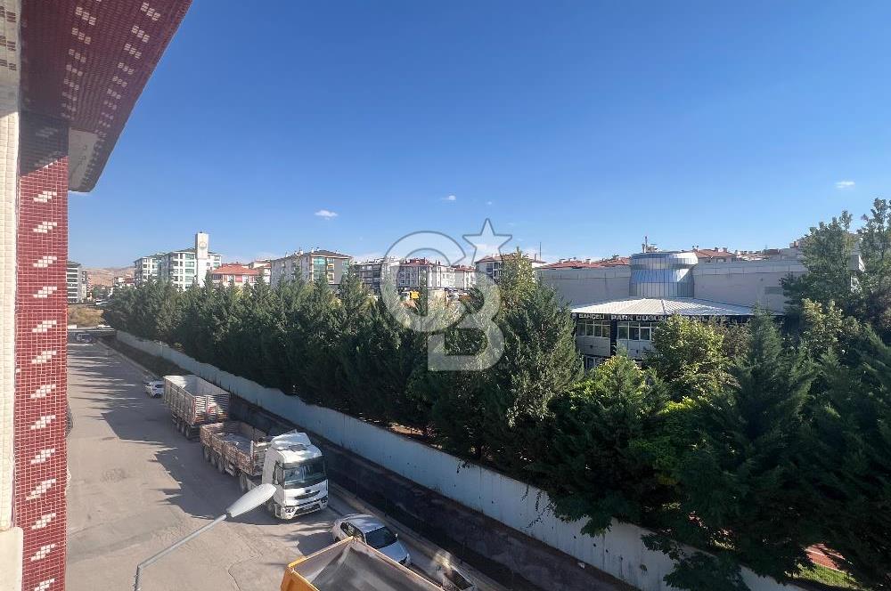 CB VİZYON GÖKHAN KORAL'DAN BAHÇELİEVLERDE 3+1 ÖNÜ AÇIK DAİRE