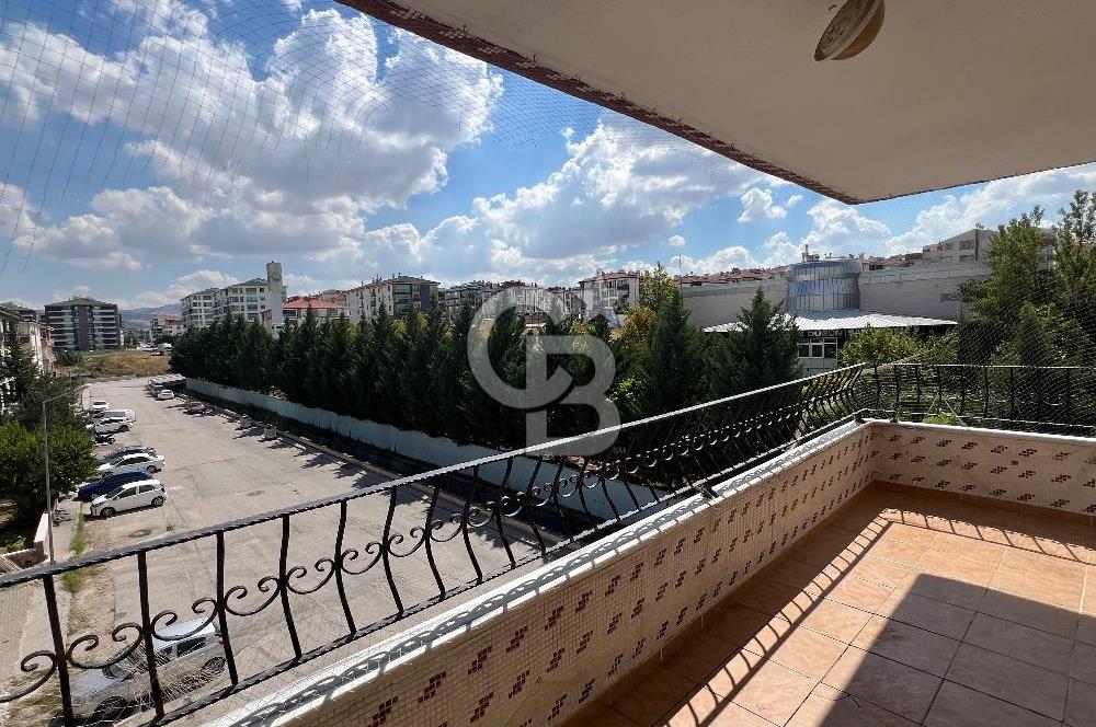 CB VİZYON GÖKHAN KORAL'DAN BAHÇELİEVLERDE 3+1 ÖNÜ AÇIK DAİRE