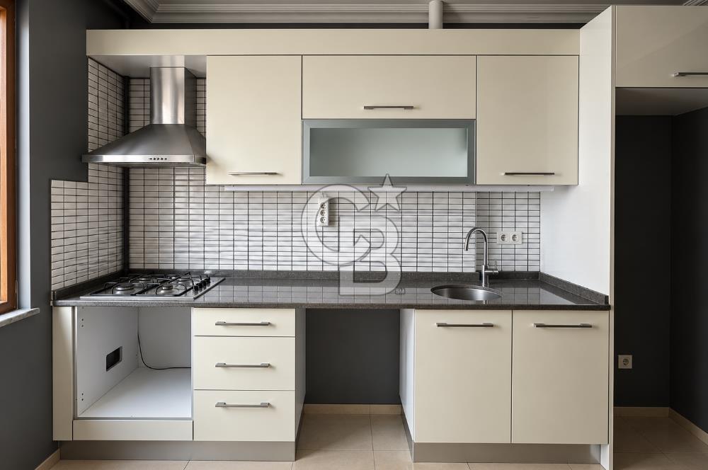 KARTAL YAKACIK’TA KAT MÜLKİYETLİ 3+1 SATILIK DAİRE 