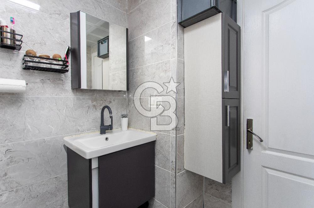 Yenifoça'da Satılık 2+1 Bahçe Katı Daire