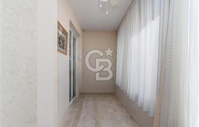 Yenifoça'da Satılık 2+1 Bahçe Katı Daire