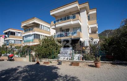 Yenifoça'da Satılık 2+1 Bahçe Katı Daire