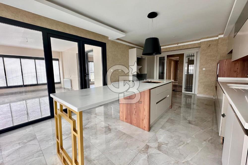 Arissa Göksu Sitesi Satılık 4.5+1 Göl Cepheli Daire