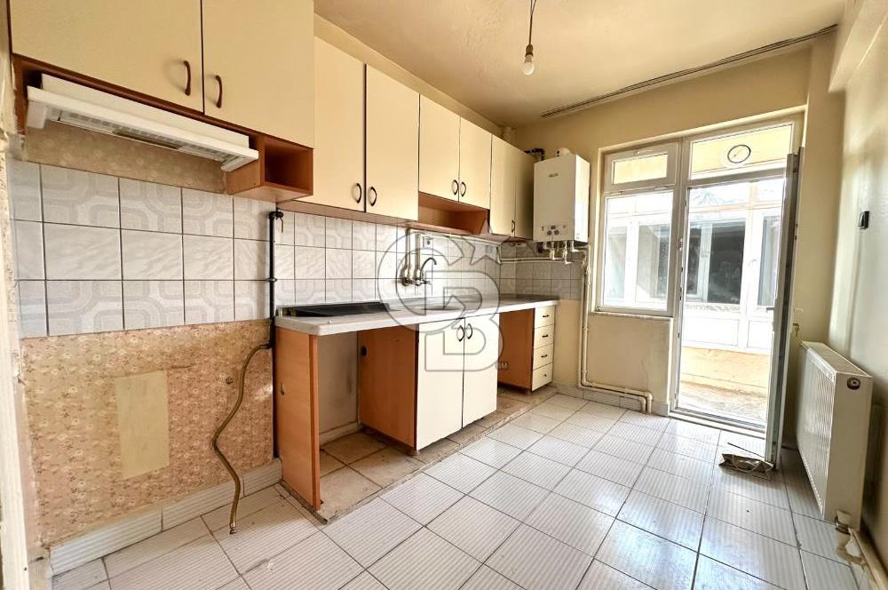 BİNKONUTLAR MAH. SATILIK 3+1 den 2+1’e DÖNÜŞTÜRÜLMÜŞ ARA KAT DAİRE