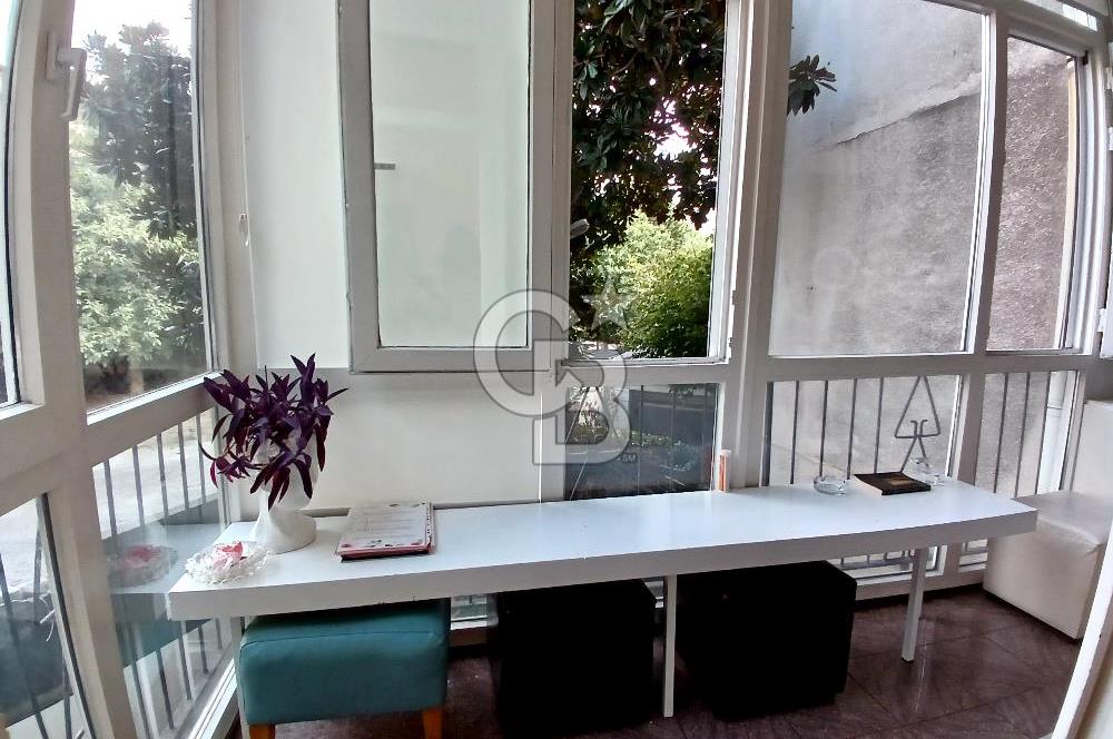 BAĞDAT CADDESİ CADDEBOSTAN İSKELE SOKAKTA SAHİLE 6.APARTMANDA 3+1 SATILIK DAİRE. 