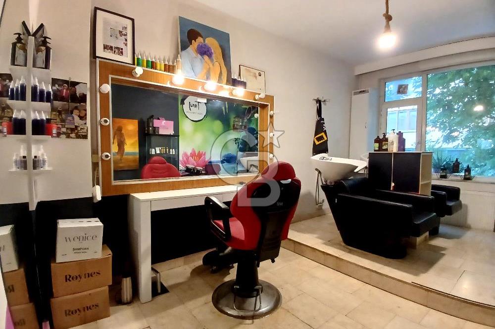 BAĞDAT CADDESİ CADDEBOSTAN İSKELE SOKAKTA SAHİLE 6.APARTMANDA 3+1 SATILIK DAİRE. 