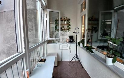 BAĞDAT CADDESİ CADDEBOSTAN İSKELE SOKAKTA SAHİLE 6.APARTMANDA 3+1 SATILIK DAİRE. 
