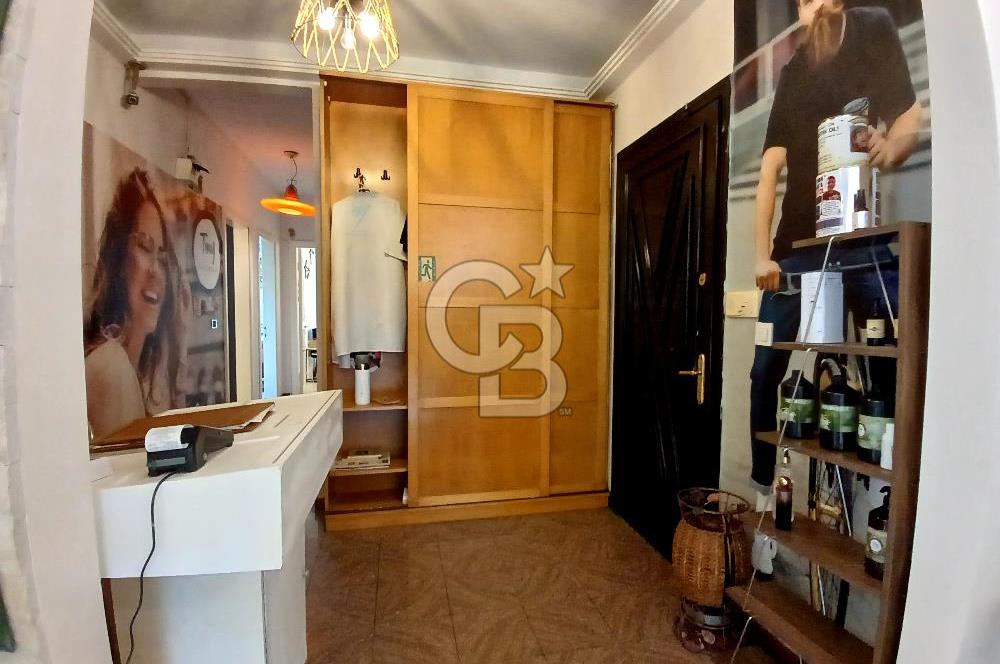BAĞDAT CADDESİ CADDEBOSTAN İSKELE SOKAKTA SAHİLE 6.APARTMANDA 3+1 SATILIK DAİRE. 