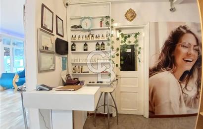 BAĞDAT CADDESİ CADDEBOSTAN İSKELE SOKAKTA SAHİLE 6.APARTMANDA 3+1 SATILIK DAİRE. 