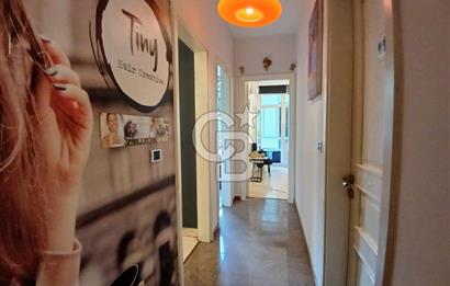 BAĞDAT CADDESİ CADDEBOSTAN İSKELE SOKAKTA SAHİLE 6.APARTMANDA 3+1 SATILIK DAİRE. 
